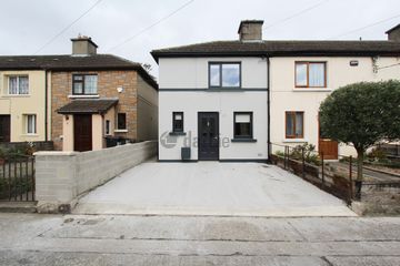 4 McCabe Villas, Booterstown, Co. Dublin