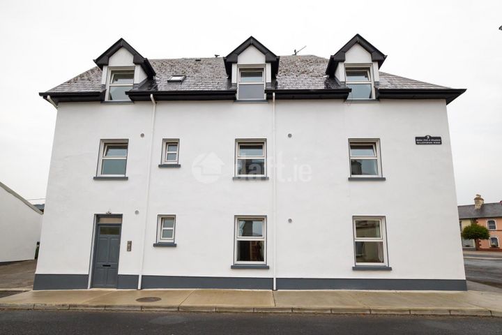 Pettits Court Ballygar Co. Galway, Ballygar, Co. Galway
