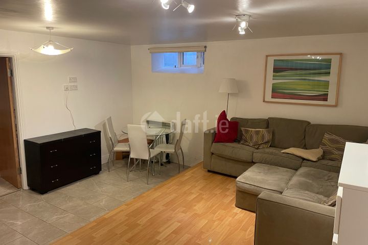 Glencairn Crescent, The Gallops, Leopardstown, Dublin 18