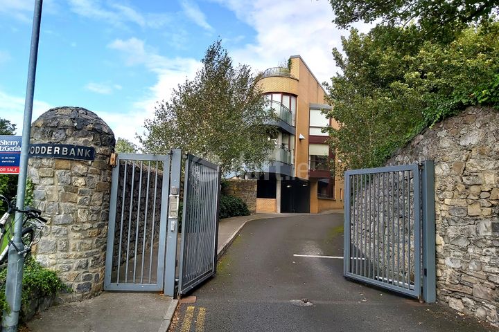 Apartment 17, Dodderbank, Milltown, Dublin 6