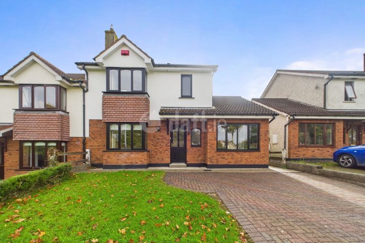 4 Esker Grove, Ardkeen Village, Waterford, Waterford City Centre