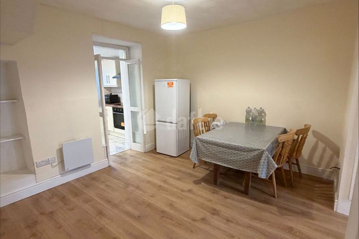 9 Alexandra Villas, Saint Lukes, Dillons Cross, Co. Cork