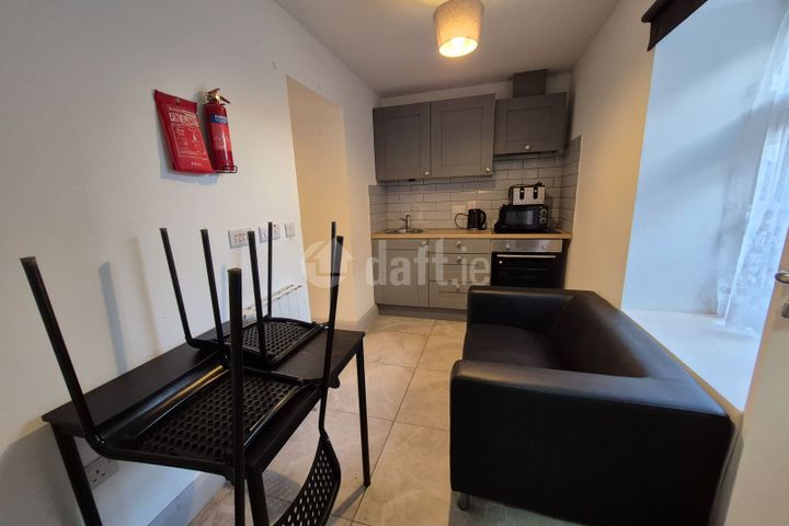 Apartment 2, 68 Henry Street, South Circular Road, Co. Limerick