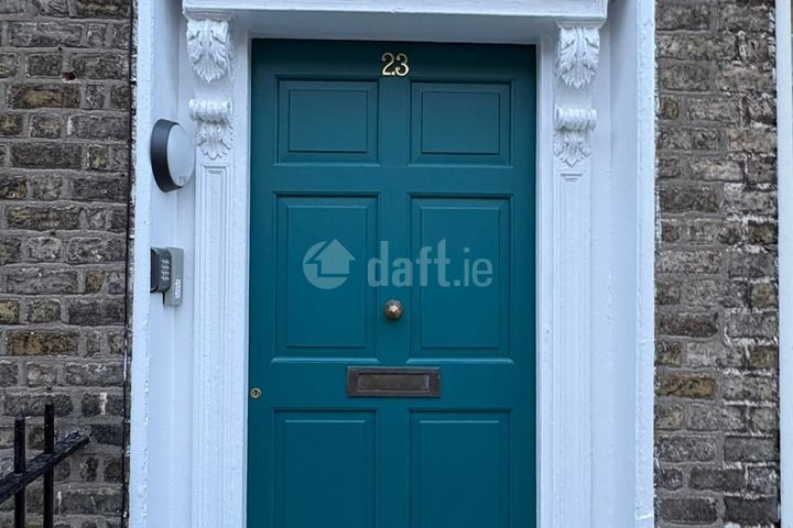 Flat 4, 23 Palmerston Place, North Circular Road, Dublin 7