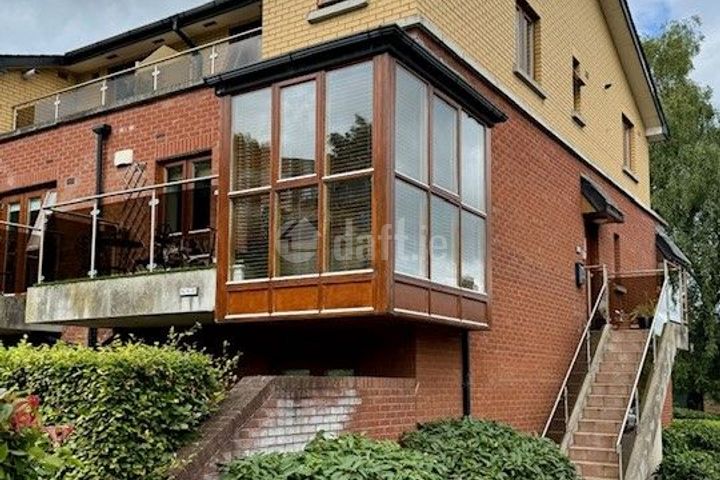 28 Knockmaree, Chapelizod, Dublin 20