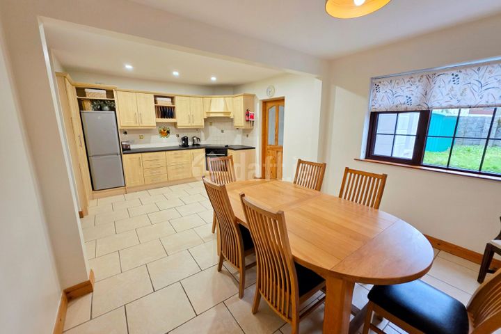 30 Bushypark Lawn, Circular Road, Newcastle, Co. Galway