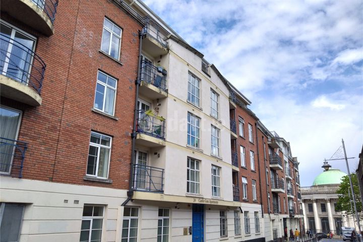 42 Castle Gate, Castle Street, Dublin 2