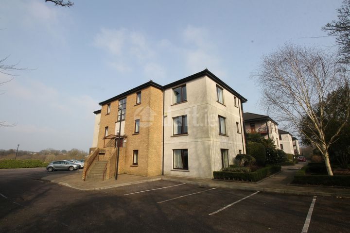 Apartment 16, Ronayn's Court, Rochestown, Co. Cork