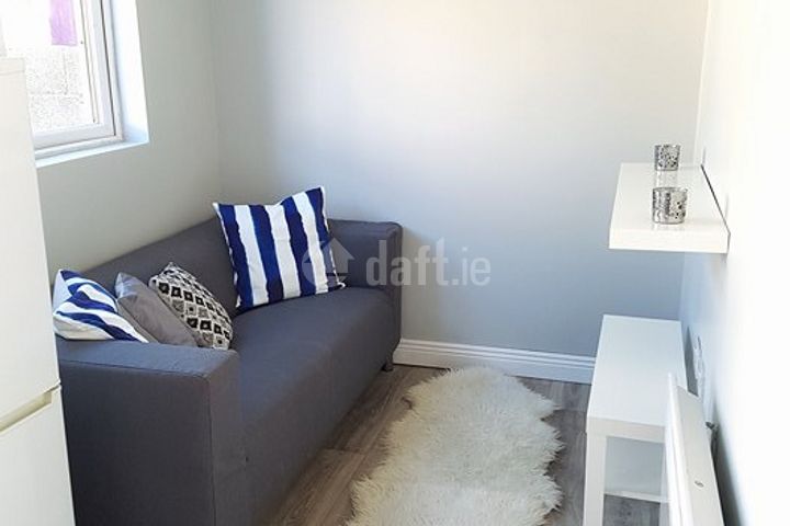 allenton drive, Tallaght, Dublin 24