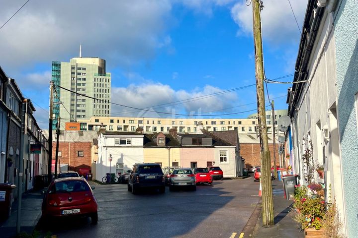 Hibernian Buildings, Albert Road, Cork City Centre