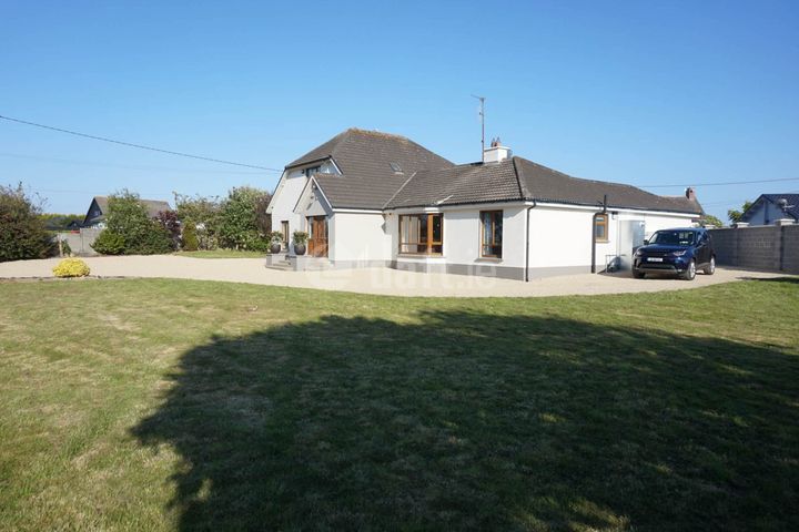 Cranny`s Lodge, Rosslare Harbour, Co. Wexford