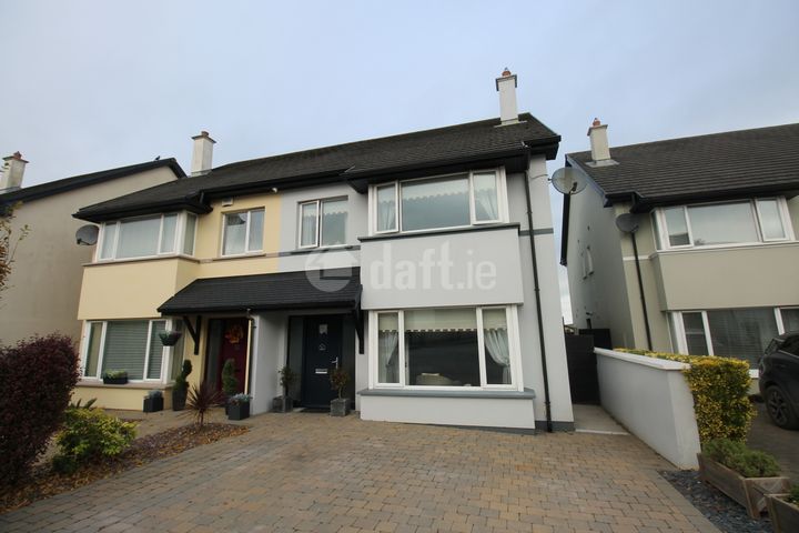 14 Cooline Drive, Ballyvoloon, Cobh, Co. Cork