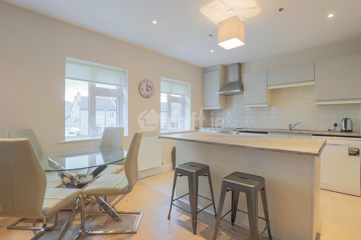 Muckross Avenue, Perrystown, Dublin 12