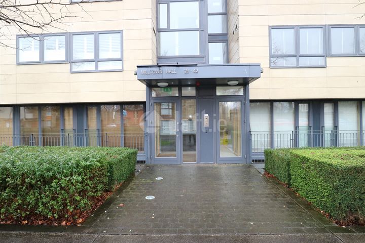 Apartment 32, Milltown Hall, Milltown Avenue, Mount Saint Annes, Dublin 6