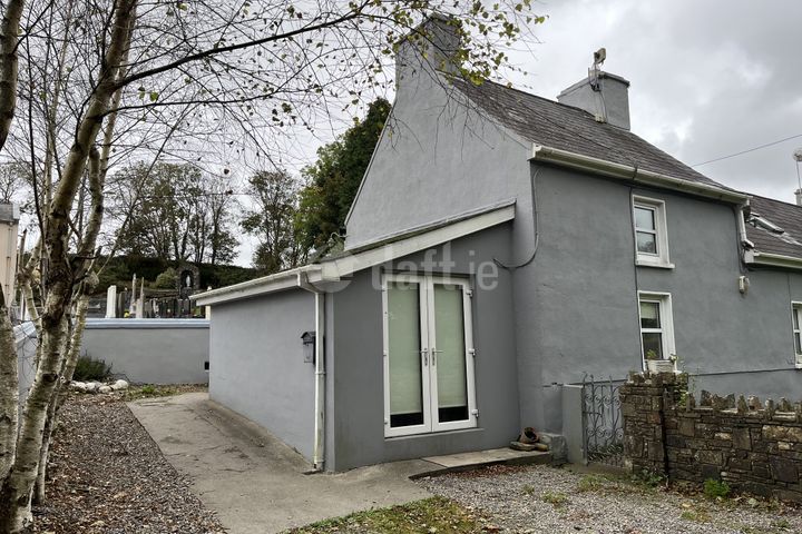 Ahiohill, Enniskeane, Co. Cork