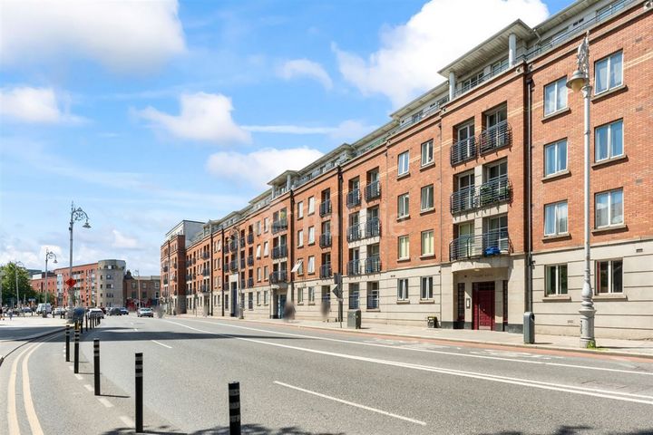 Apartment 31, Rochfort House, Dean Court, D08 YD40, Dublin 8