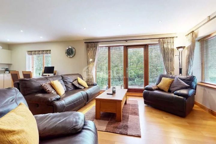 Apartment 5, Rosemount Hall, Glandore Road, Dublin, Drumcondra, Dublin 9