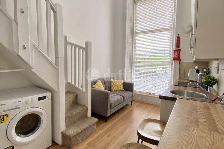 Mountjoy Square East, North Circular Road, Dublin 1