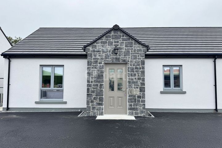Athlone Road, Moate, Moate, Co. Westmeath