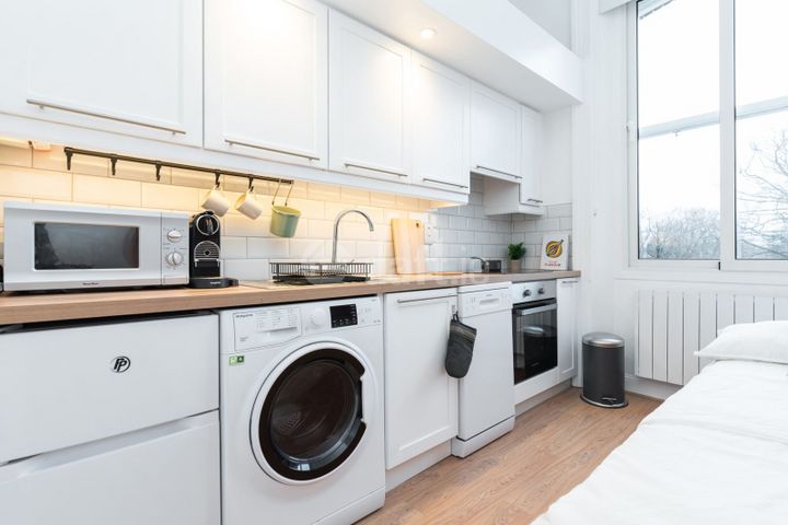 Apartment 11 , 28 Elgin Road, Ballsbridge, Dublin 4