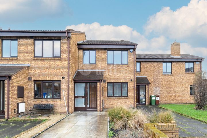 25 Lansdowne Village, Sandymount, Ballsbridge, Dublin 4