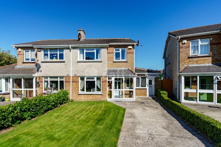 Rochfort Crescent, Lucan, Lucan, Co. Dublin