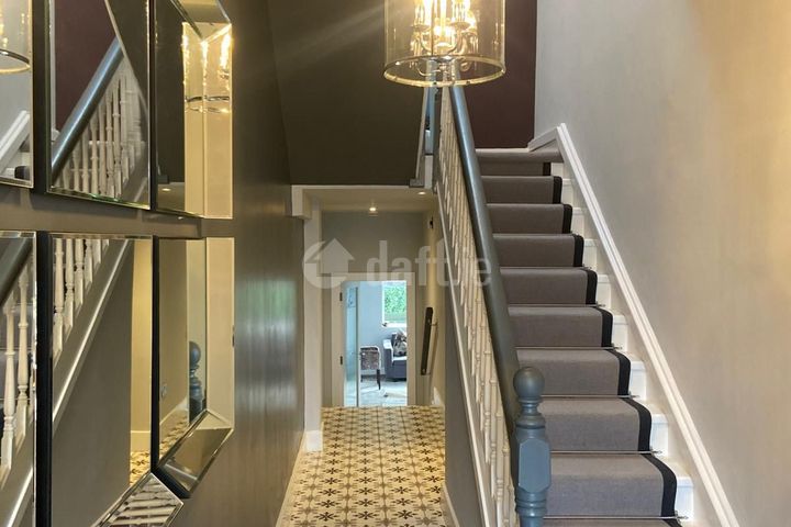 SHORT TERM LET 46 College Road, Bohermore, Co. Galway