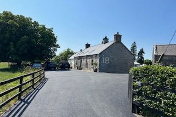 Lillie's Cottage, Lisofin, Tulla, Co. Clare