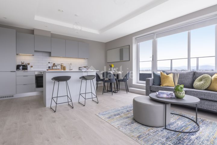 U Clonsilla, Windmill Lodge, Dublin 15