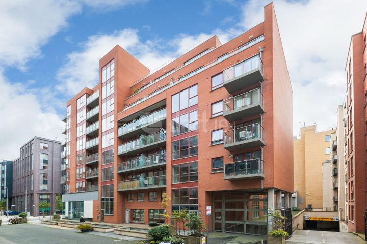 363, Block G, Castleforbes Square, IFSC, Dublin 1