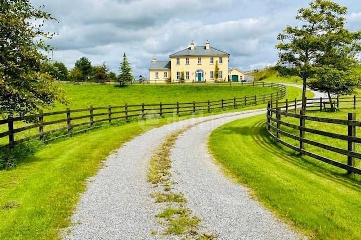 Lisheenaheltia Lodge, Lisheen, Glenamaddy, Co. Galway