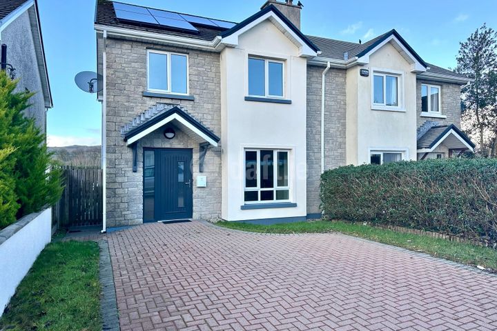 38 Ashbrook, Collooney, Co. Sligo