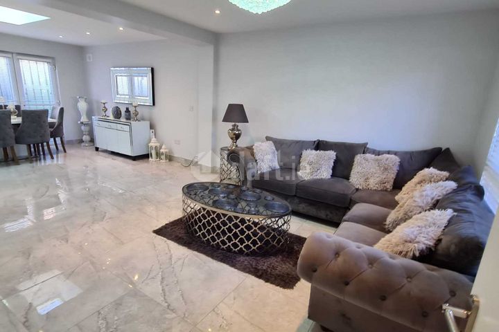 13 Hunters Court, Hunters Wood, Ballycullen, Dublin 24