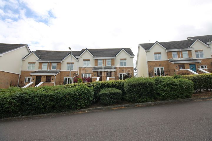 12 The Crescent, Harbour Heights, Passage West, Co. Cork