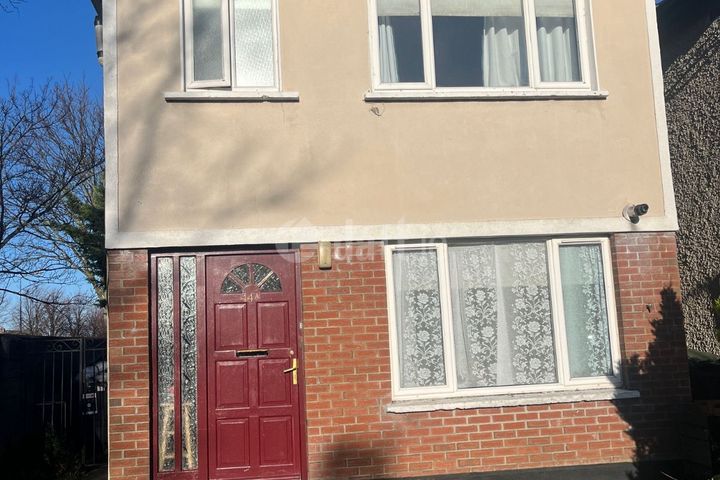 44a Pineview Grove, Dublin 24, Aylesbury, Dublin 24