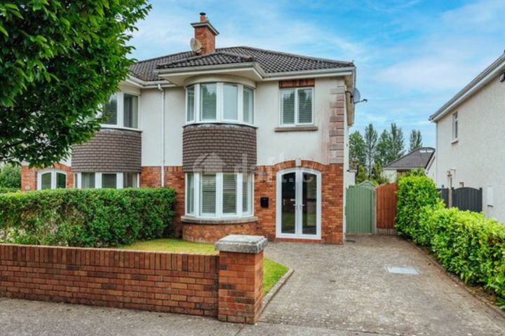 6 Oak Glade, Naas, Co. Kildare