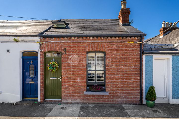 Valentia Parade, Dublin 7, North Circular Road, Dublin 7