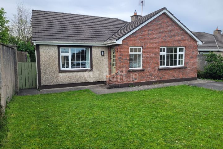 Manor Village Westport Road Castlebar , Castlebar, Co. Mayo