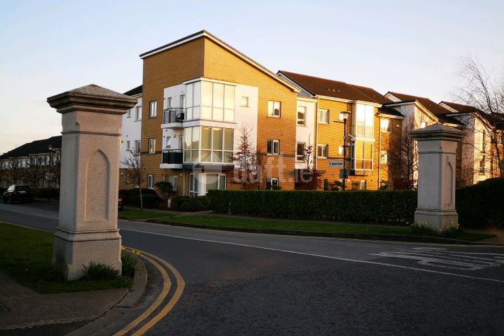2 St Samsons Square , Balgriffin, Dublin 13