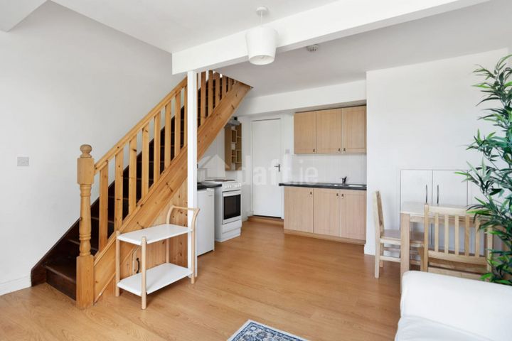 Dargle Valley, Rathfarnham, Dublin 14