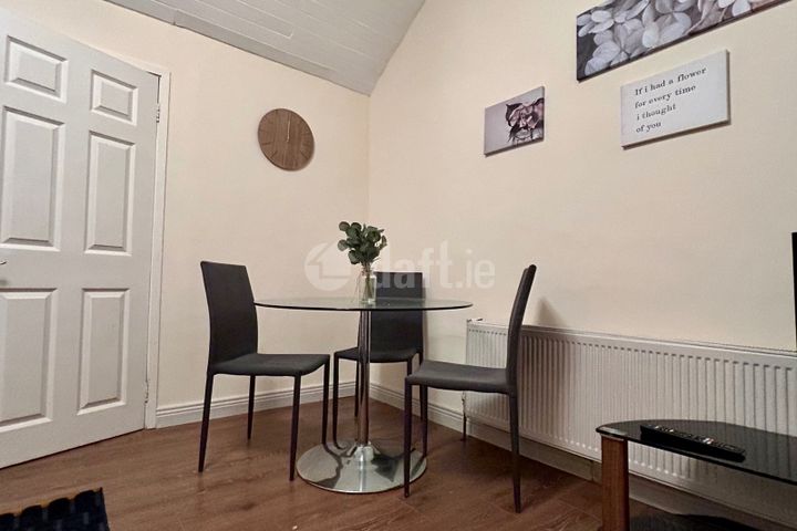 Dove Cottage, Commons Road, Dublin 18, Laughanstown, Co. Dublin