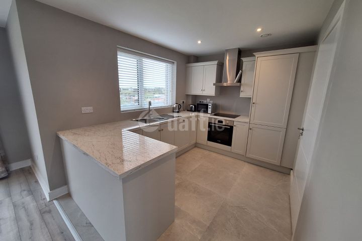 48 Maolchnoc, Ballymoneen Road, Ballymoneen, Co. Galway