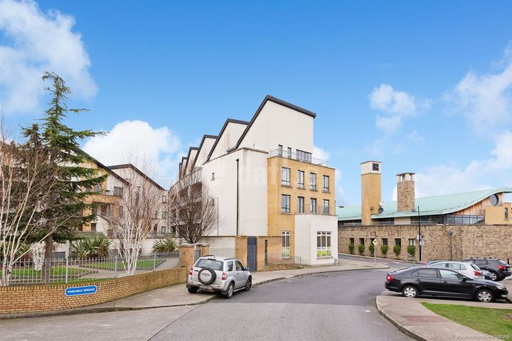 Marlfied Terrace, Kiltipper, Dublin 24