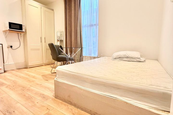 Grove Road , Rathgar, Dublin 6