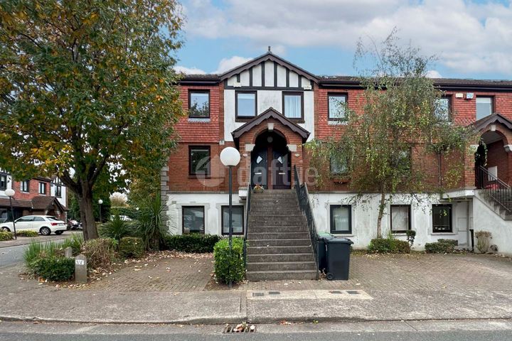 78 White Oaks, Roebuck Road, Clonskeagh, Dublin 14