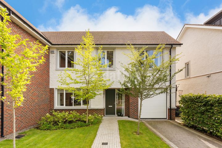 21 Brighton Wood, Dublin 18