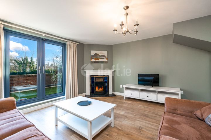 White Oaks, Roebuck Road, Goatstown, Dublin 14