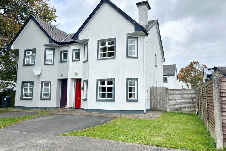 9 Ard Alainn, Carrick-on-Shannon, Co. Leitrim