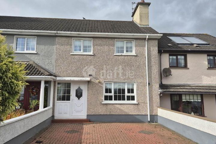 2 Croghan Heights, Lifford, Co. Donegal