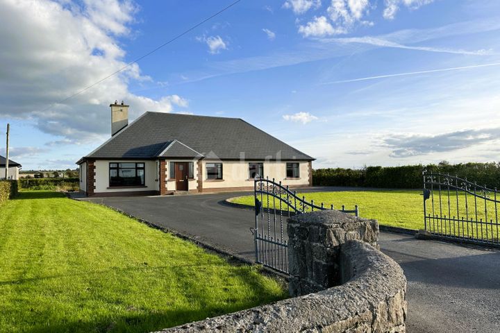 Moorpark, Athenry, Cashla, Co. Galway